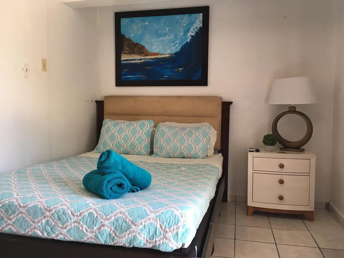 Coastal Express Inn & Suites #1 At 681 Ocean Drive Islote